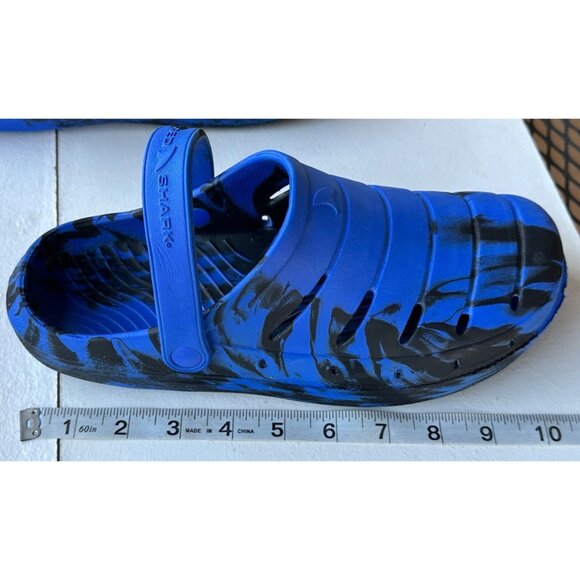 Rugged Shark Brand Blue & Black Clogs Geometric Boy's Size 6W - Picture 11 of 14